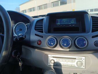 Mitsubishi L200 - 5