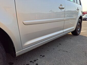 Volkswagen Touran 2.0 Tdi 100Kw - 5