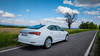 Škoda Octavia Combi 4 IV 2.0 TDI STYLE Plus ACC Matrix DPH - 5