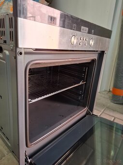 SIEMENS vestavná trouba - 5