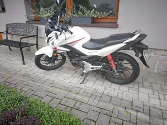 Honda CB 125 F - 5
