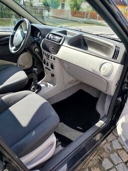 Fiat Punto 1.2 8V - 5
