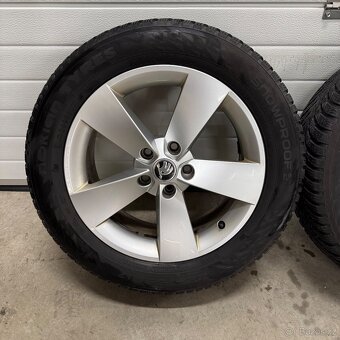 Zánovní zimní sada Karoq 225/55 r17 Nokian 7mm - 5