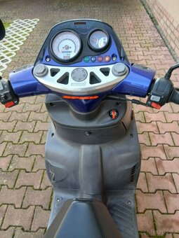 Skútr - 5
