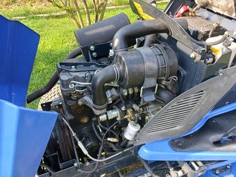 Zahradní traktor Iseki SXG 326 - 5