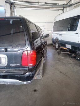 Lincoln navigátor - 5