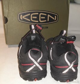 KEEN Alamosa WP, vel.25. P.c.1890Kč. - 5