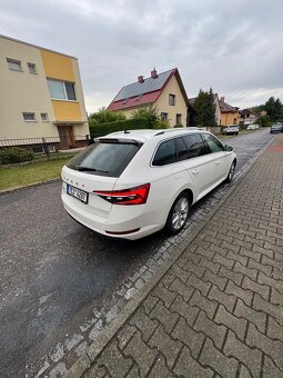 Škoda Superb Combi 2.0 tdi 110kw - 5
