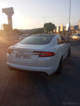 Jaguár xf 3.0 diesel 177 kW . - 5