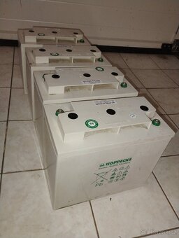 Victron energy měnič/nabíječ + příslušenství - 5