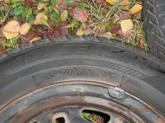 4xObutá Celoroční sada na ŠKODA FABIA 1 165/70 R14 4x7,4MM - 5