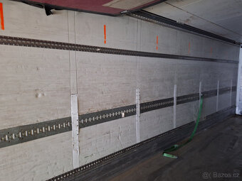 pronájem prostor 32,5 m2 sklad, garáž - 5