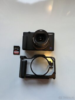 Vlogovací kamera/fotoaparát SONY ZV-1 - 5