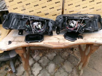 AUDI A6 , C6 4F2 / 4F5 - Přední světla D2S - 5