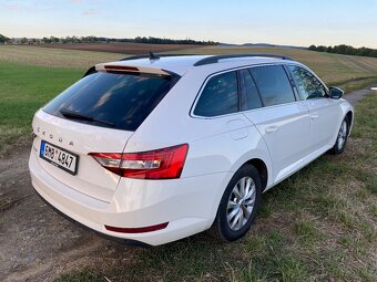 Škoda Superb 2,0 TDI 110 kw Ambition Combi - 5