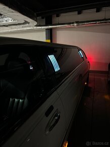 Prodám limuzína Lincoln Towncar - 5