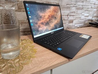 Asus VivoBook X515EA - i5 11. generace, 8GB RAM, 512GB SSD - 5