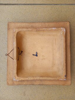 KERAMICKÝ RELIÉF – VODNÁŘ (JIHOKERA BECHYNĚ, 70. LÉTA) - 5