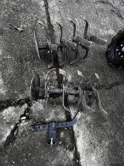 Vozík tlačeny traktůrkem hecht7970 - 5