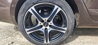 Prodám vyměním 215/50/18 zimní sada 5x112 - 5