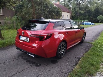 Prodám Toyota Corolla ST GR sport 2.0 146 kw hybrid - 5