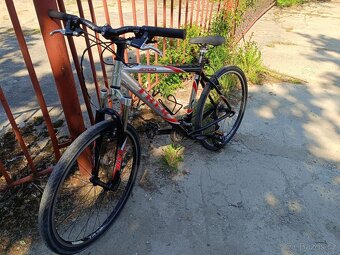 Kolo TREK 4700 - 5