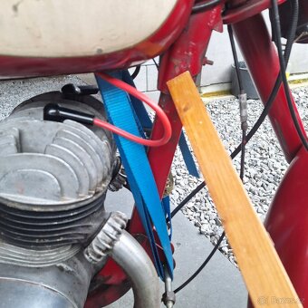 Jawa panelka 350 - 5