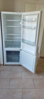 Prodám kombinovanou ledničku s mrazákem Gorenje - 5