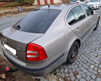 Prodám náhradní díly na Škoda Octavia 2 II 1.6 mpi - 5