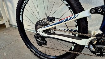 Specialized carbon expert 650b - 5