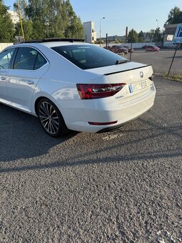 Škoda Superb 3 L&K 2.0 tsi 206 kw - 5