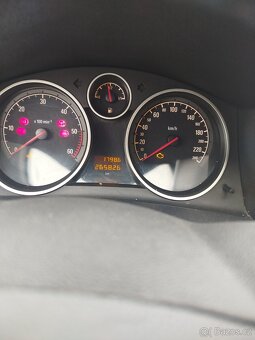 Opel Astra 1.9 TDI 2007 - 5
