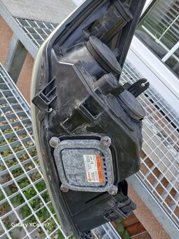 Ford Focus MK2 xenony - 5