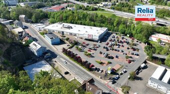 Pronájem obchodních prostor o výměře 610 m2 na frekventované - 5
