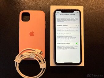 Apple iPhone 11 256GB - 5