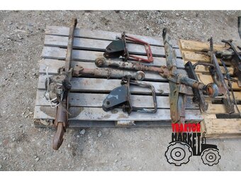 Zetor Crystal konzole, ramena, napínáky, třmeny, pístnice - 5