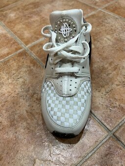 Nike Huarache vel. 40,5 - UK 6,5 - 5