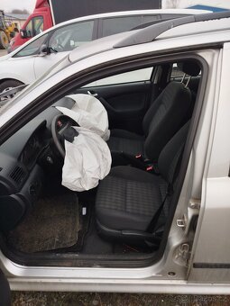 Škoda Octavia kombi 1,6 - nepojízdné - 5