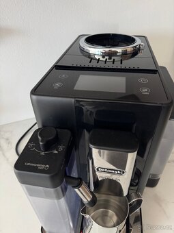 Kávovar De’Longhi Rivelia - 5