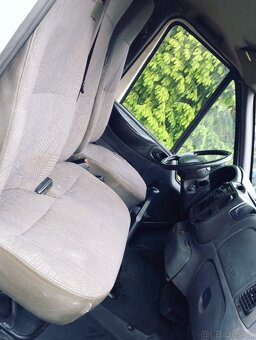 Ford Transit 2.0 TDDI DURATORQ 73 kW r.v. 2002 - 5
