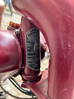 Motocykl Jawa 555 - 5