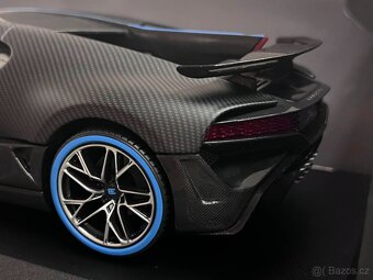 1:18 BUGATTI Divo - Carbon Series - Bburago - 5