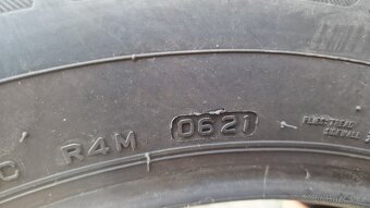 PRODÁM 2 LETNÍ PNEU BRIDGESTONE 235/60/18, CENA JE ZA 2 KUSY - 5