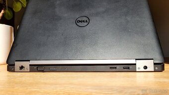 Notebook Dell Latitude E5570 - i7, 32GB RAM, 1TB SSD, Top vý - 5