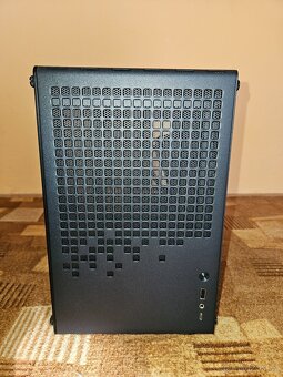 Prodám počítačovou skříň Jonsbo Z20 černá - 5