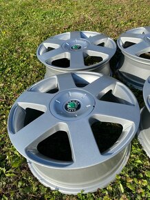 ALU KOLA ŠKODA/ VW/ SEAT/ AUDI 5X112 R16 - 5