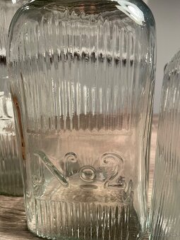 3 zajímavé skleněné dóza - 5