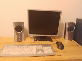 Prodám monitor k PC, klávesnici, reproduktory - 5