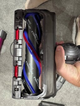 Dyson v11 - 5