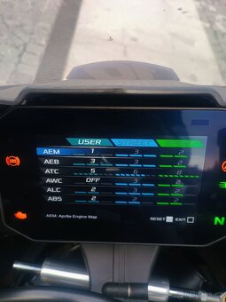 Aprilia RSV4 1100RR 2023 160kw - 5